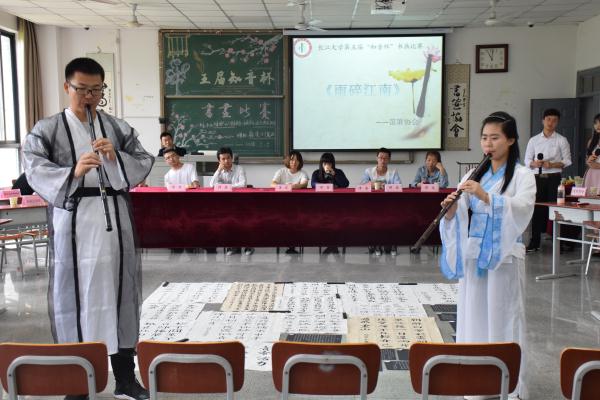 书画比赛 2018.5.5 见习记者孙诗艺 (1).jpg