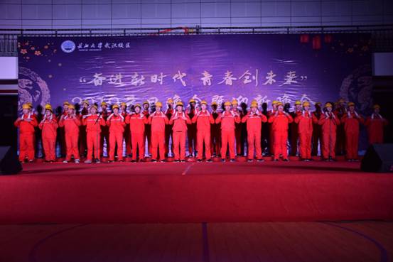 学生记者 刘昊 (17)