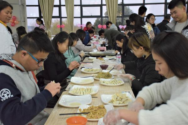 见习记者 刘昊 (6) 挂.jpg