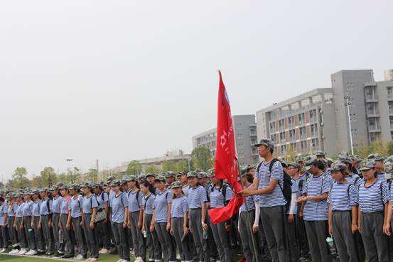 学生记者 杨梦苇 (4)