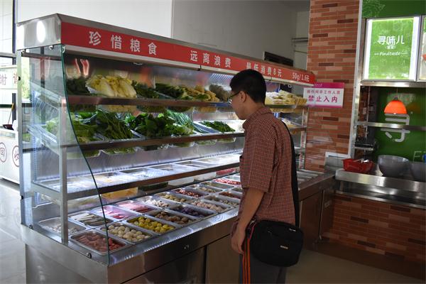 学生记者 张润佶 (9).jpg