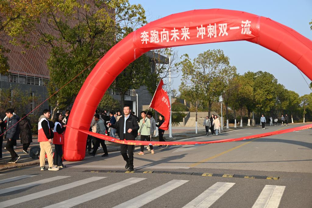 mk体育